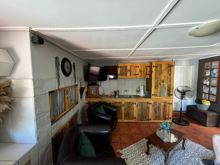 4 Bedroom Property for Sale in Rouxpark Western Cape